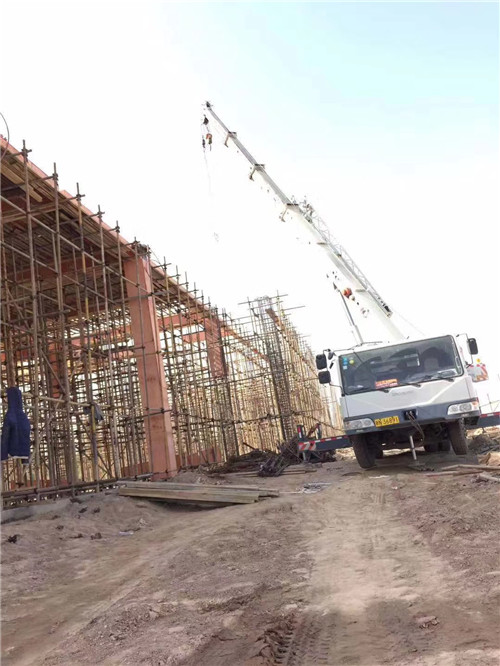 北林区25 吨、50 吨吊车怎么选？多大重量 / 半径适合对应车型？