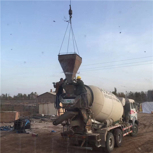 北林区“精准瞄准”—— 吊车的 “定位导航” 技术