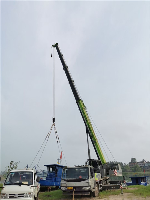 北林区桥梁建设吊装案例