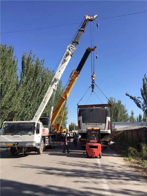 北林区港口集装箱搬运案例